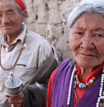 Tibetská osada Lugsam v Bylakuppe má nového ředitele