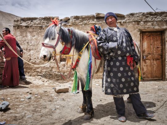 Lidé větru na střeše světa – článek Koktejl